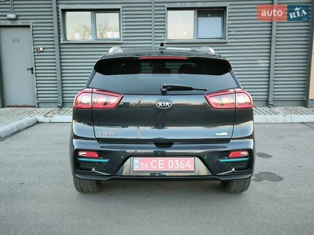 Сірий Кіа Niro, об'ємом двигуна 0 л та пробігом 96 тис. км за 16900 $, фото 5 на Automoto.ua