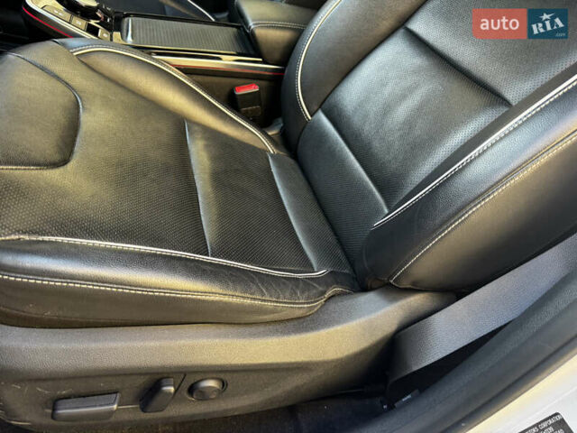 Сірий Кіа Niro, об'ємом двигуна 0 л та пробігом 120 тис. км за 22200 $, фото 21 на Automoto.ua