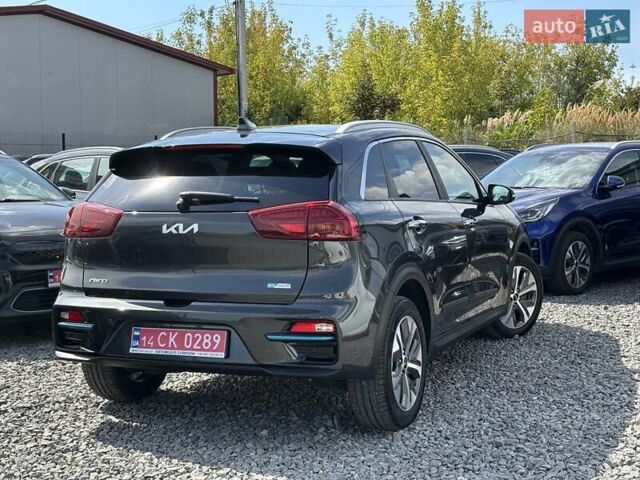 Серый Киа Niro, объемом двигателя 0 л и пробегом 62 тыс. км за 22450 $, фото 9 на Automoto.ua