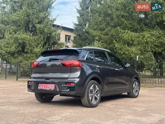 Сірий Кіа Niro, об'ємом двигуна 0 л та пробігом 99 тис. км за 18450 $, фото 22 на Automoto.ua