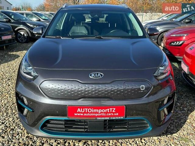 Сірий Кіа Niro, об'ємом двигуна 0 л та пробігом 100 тис. км за 21900 $, фото 26 на Automoto.ua