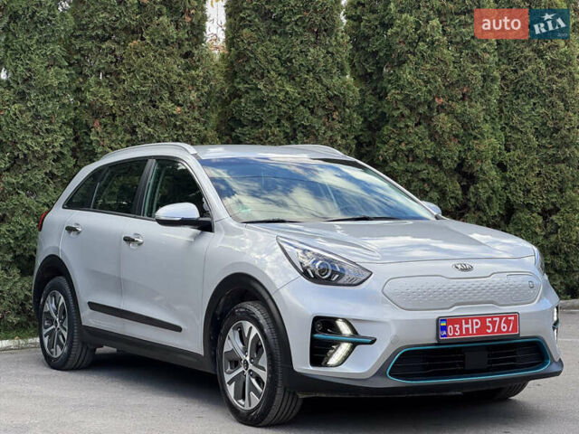 Сірий Кіа Niro, об'ємом двигуна 0 л та пробігом 141 тис. км за 17799 $, фото 19 на Automoto.ua