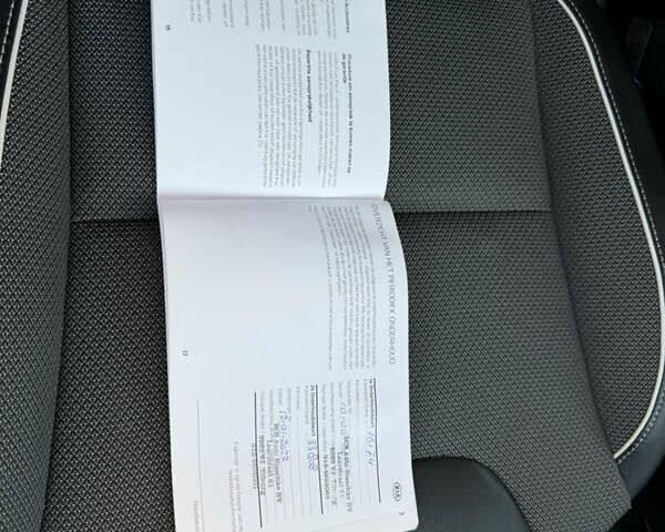 Серый Киа Niro, объемом двигателя 0 л и пробегом 157 тыс. км за 18350 $, фото 36 на Automoto.ua