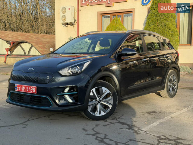 Серый Киа Niro, объемом двигателя 0 л и пробегом 157 тыс. км за 18350 $, фото 1 на Automoto.ua