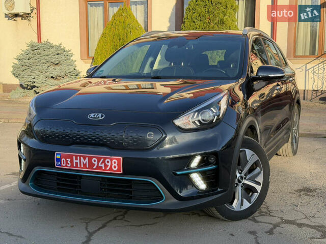 Серый Киа Niro, объемом двигателя 0 л и пробегом 157 тыс. км за 18350 $, фото 2 на Automoto.ua
