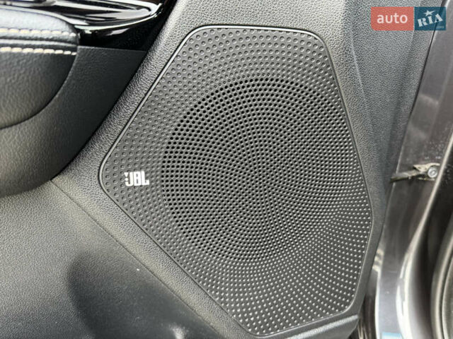 Серый Киа Niro, объемом двигателя 0 л и пробегом 147 тыс. км за 18450 $, фото 38 на Automoto.ua