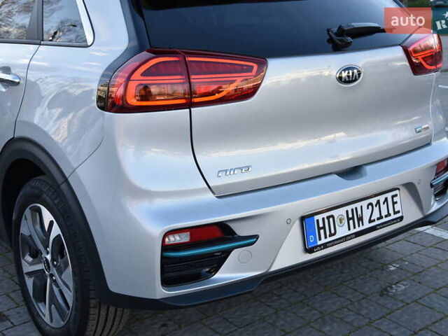 Серый Киа Niro, объемом двигателя 0 л и пробегом 23 тыс. км за 24590 $, фото 7 на Automoto.ua
