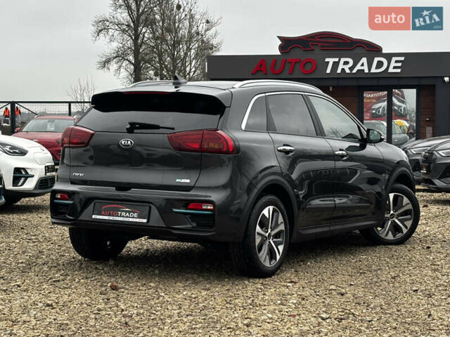 Серый Киа Niro, объемом двигателя 0 л и пробегом 39 тыс. км за 23100 $, фото 10 на Automoto.ua