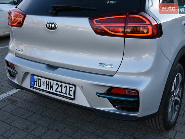 Серый Киа Niro, объемом двигателя 0 л и пробегом 23 тыс. км за 24590 $, фото 8 на Automoto.ua