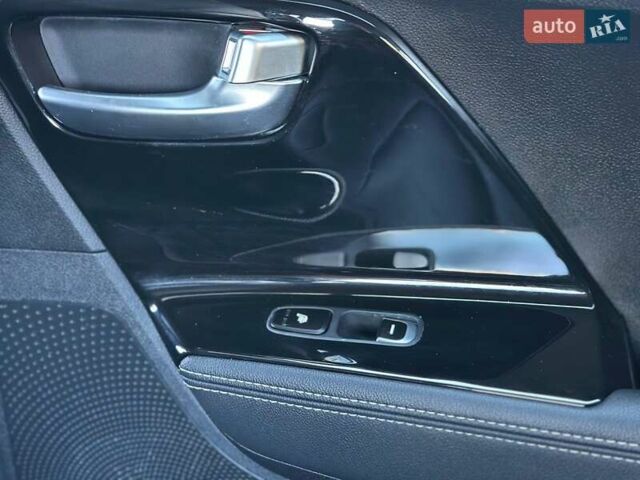 Серый Киа Niro, объемом двигателя 1.6 л и пробегом 57 тыс. км за 24900 $, фото 41 на Automoto.ua