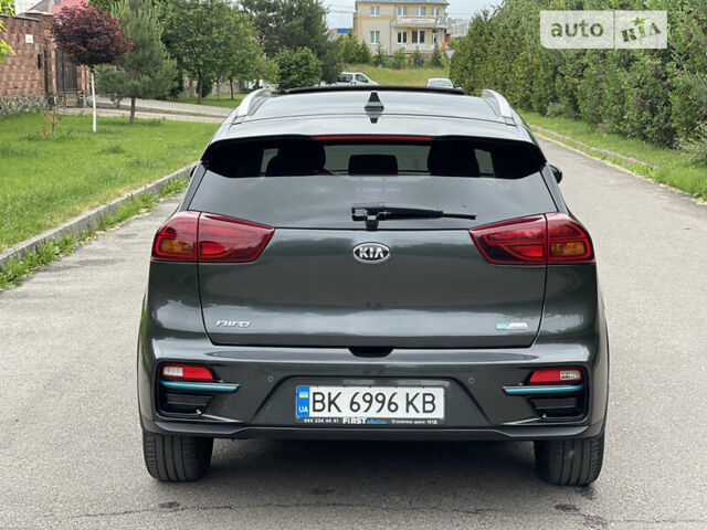 Сірий Кіа Niro, об'ємом двигуна 0 л та пробігом 19 тис. км за 35980 $, фото 29 на Automoto.ua