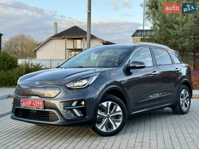 Киа Niro 2021 в Бердичеве на Automoto.ua Серый Киа Niro, объемом двигателя 0 л и пробегом 82 тыс. км за 19250 $, фото 7 на Automoto.ua