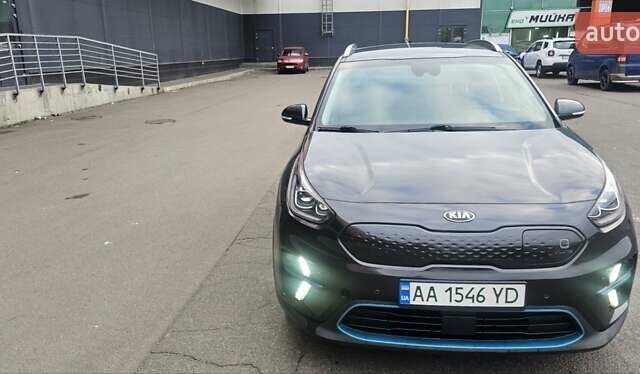 Киа Niro 2021 в Киеве на Automoto.ua Серый Киа Niro, объемом двигателя 0 л и пробегом 195 тыс. км за 16800 $, фото 25 на Automoto.ua