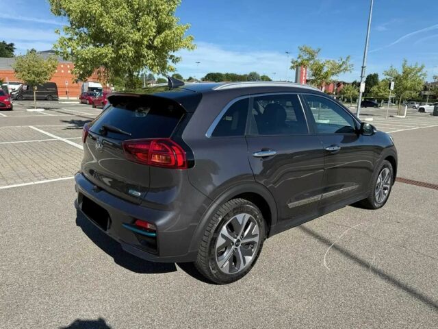 Сірий Кіа Niro, об'ємом двигуна 0 л та пробігом 33 тис. км за 11000 $, фото 5 на Automoto.ua