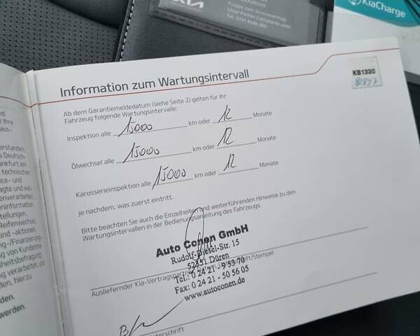 Серый Киа Niro, объемом двигателя 0 л и пробегом 42 тыс. км за 22850 $, фото 60 на Automoto.ua