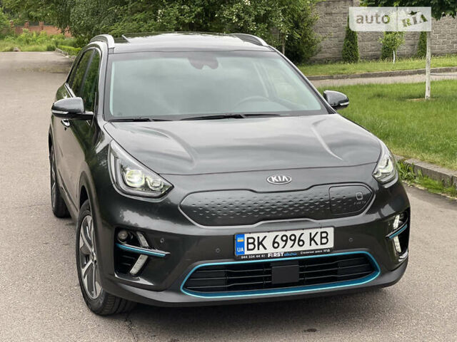 Сірий Кіа Niro, об'ємом двигуна 0 л та пробігом 19 тис. км за 35980 $, фото 143 на Automoto.ua