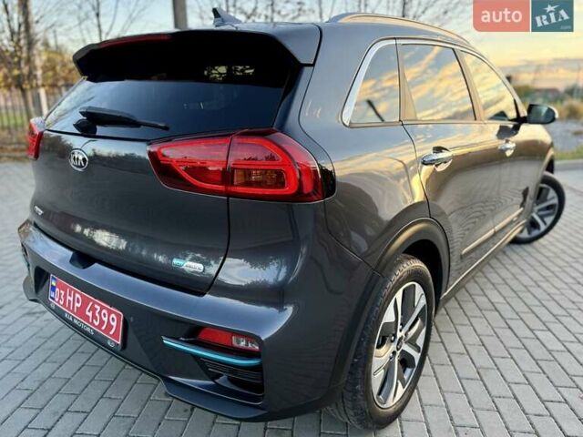 Киа Niro 2021 в Бердичеве на Automoto.ua Серый Киа Niro, объемом двигателя 0 л и пробегом 82 тыс. км за 19250 $, фото 20 на Automoto.ua