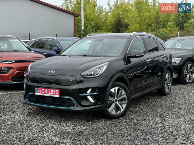 Серый Киа Niro, объемом двигателя 0 л и пробегом 88 тыс. км за 21800 $, фото 1 на Automoto.ua