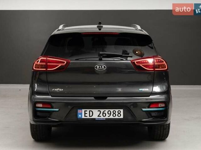 Сірий Кіа Niro, об'ємом двигуна 0 л та пробігом 77 тис. км за 14950 $, фото 3 на Automoto.ua