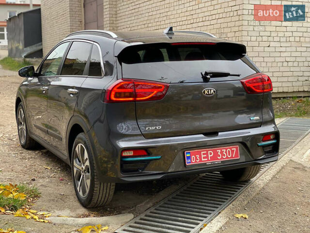 Серый Киа Niro, объемом двигателя 0 л и пробегом 149 тыс. км за 18550 $, фото 11 на Automoto.ua