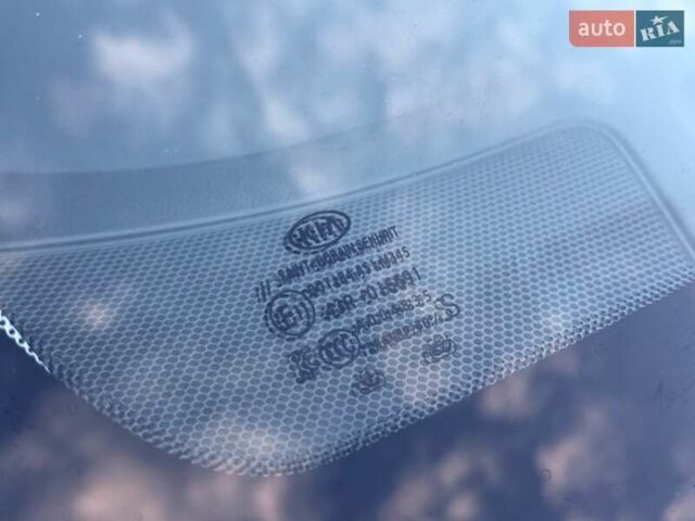 Киа Niro 2021 в Бердичеве на Automoto.ua Серый Киа Niro, объемом двигателя 0 л и пробегом 82 тыс. км за 19250 $, фото 29 на Automoto.ua