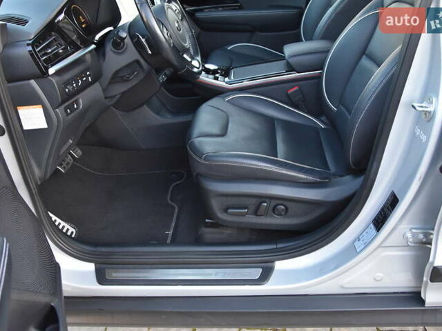Серый Киа Niro, объемом двигателя 0 л и пробегом 23 тыс. км за 24590 $, фото 13 на Automoto.ua