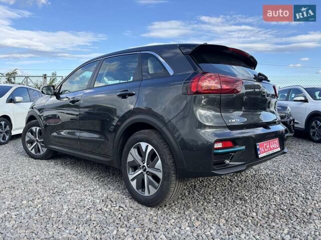 Серый Киа Niro, объемом двигателя 0 л и пробегом 52 тыс. км за 20750 $, фото 9 на Automoto.ua