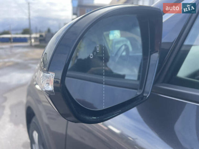 Сірий Кіа Niro, об'ємом двигуна 0 л та пробігом 140 тис. км за 18500 $, фото 16 на Automoto.ua