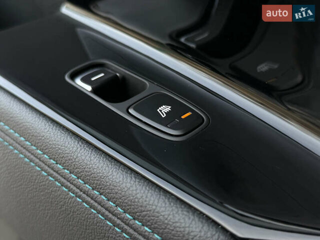 Сірий Кіа Niro, об'ємом двигуна 0 л та пробігом 97 тис. км за 22900 $, фото 81 на Automoto.ua