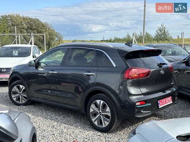 Серый Киа Niro, объемом двигателя 0 л и пробегом 67 тыс. км за 22400 $, фото 8 на Automoto.ua