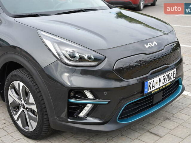 Серый Киа Niro, объемом двигателя 0 л и пробегом 34 тыс. км за 23999 $, фото 8 на Automoto.ua