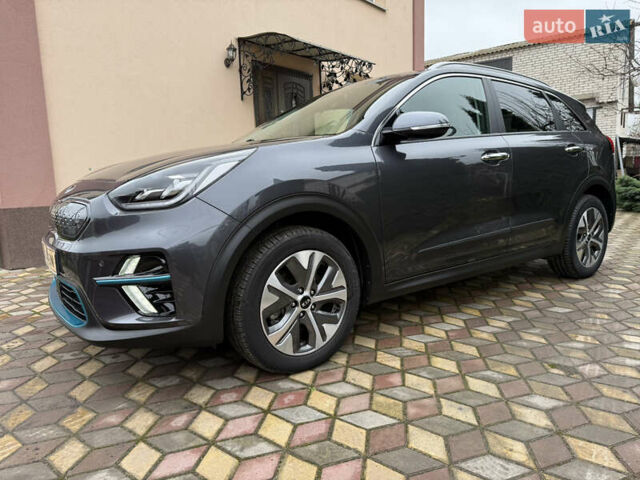 Сірий Кіа Niro, об'ємом двигуна 0 л та пробігом 50 тис. км за 22300 $, фото 11 на Automoto.ua