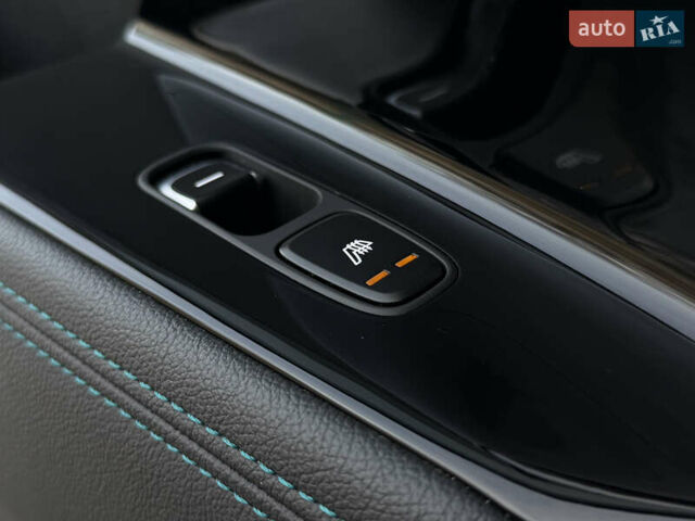 Сірий Кіа Niro, об'ємом двигуна 0 л та пробігом 97 тис. км за 22900 $, фото 80 на Automoto.ua