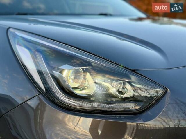 Киа Niro 2021 в Бердичеве на Automoto.ua Серый Киа Niro, объемом двигателя 0 л и пробегом 82 тыс. км за 19250 $, фото 22 на Automoto.ua