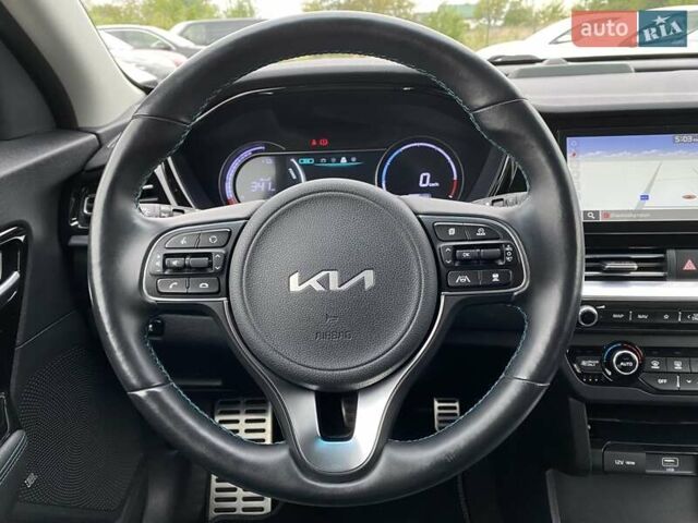 Сірий Кіа Niro, об'ємом двигуна 0 л та пробігом 86 тис. км за 23400 $, фото 35 на Automoto.ua
