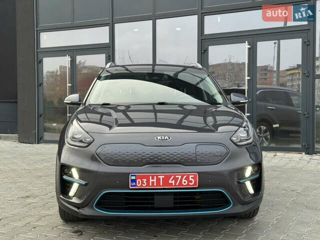 Серый Киа Niro, объемом двигателя 0 л и пробегом 147 тыс. км за 18450 $, фото 15 на Automoto.ua