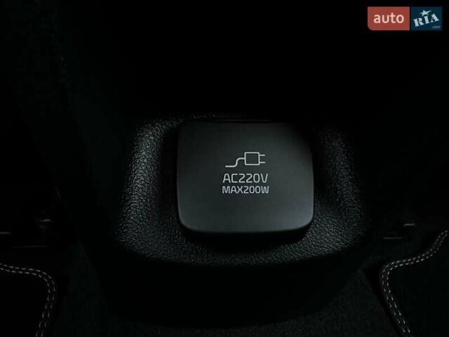Сірий Кіа Niro, об'ємом двигуна 0 л та пробігом 37 тис. км за 24600 $, фото 5 на Automoto.ua