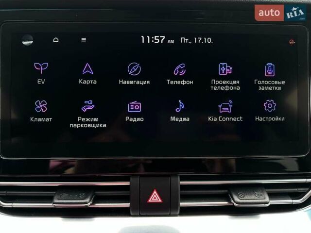 Серый Киа Niro, объемом двигателя 0 л и пробегом 62 тыс. км за 24600 $, фото 62 на Automoto.ua