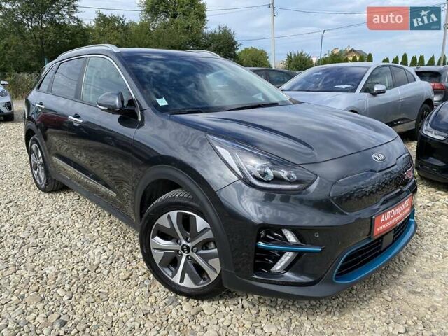 Серый Киа Niro, объемом двигателя 0 л и пробегом 66 тыс. км за 24200 $, фото 16 на Automoto.ua