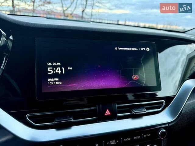 Киа Niro 2021 в Бердичеве на Automoto.ua Серый Киа Niro, объемом двигателя 0 л и пробегом 82 тыс. км за 19250 $, фото 67 на Automoto.ua
