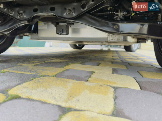 Серый Киа Niro, объемом двигателя 0 л и пробегом 137 тыс. км за 18450 $, фото 34 на Automoto.ua