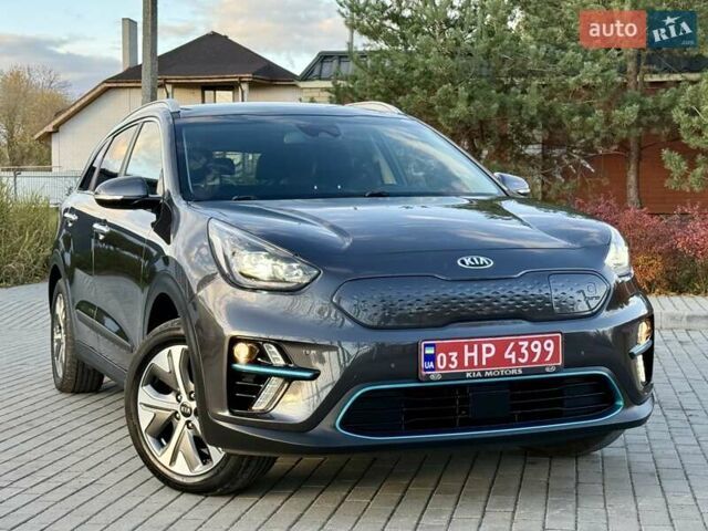 Киа Niro 2021 в Бердичеве на Automoto.ua Серый Киа Niro, объемом двигателя 0 л и пробегом 82 тыс. км за 19250 $, фото 3 на Automoto.ua