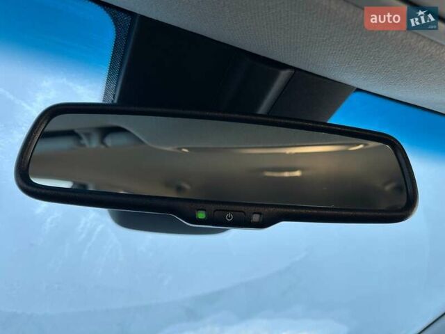 Серый Киа Niro, объемом двигателя 0 л и пробегом 54 тыс. км за 23900 $, фото 53 на Automoto.ua