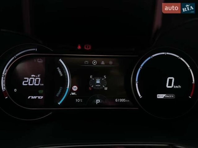 Серый Киа Niro, объемом двигателя 0 л и пробегом 62 тыс. км за 24600 $, фото 50 на Automoto.ua