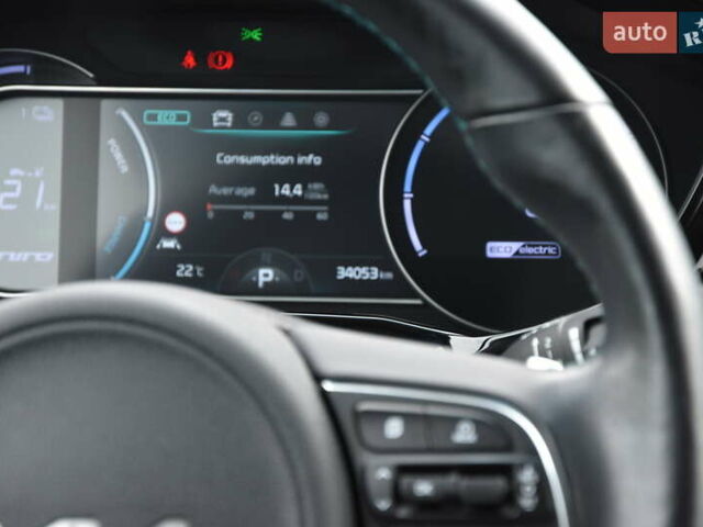 Серый Киа Niro, объемом двигателя 0 л и пробегом 34 тыс. км за 23999 $, фото 28 на Automoto.ua