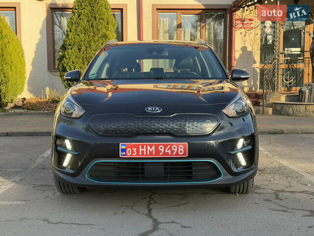 Серый Киа Niro, объемом двигателя 0 л и пробегом 157 тыс. км за 18350 $, фото 5 на Automoto.ua