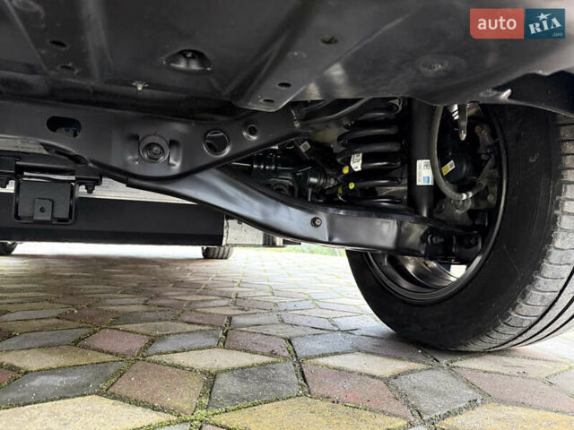Сірий Кіа Niro, об'ємом двигуна 0 л та пробігом 50 тис. км за 22300 $, фото 82 на Automoto.ua