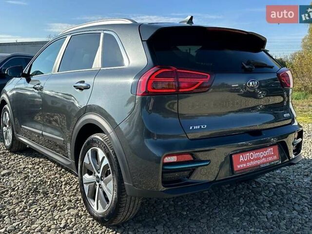 Сірий Кіа Niro, об'ємом двигуна 0 л та пробігом 37 тис. км за 23600 $, фото 22 на Automoto.ua