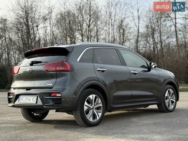 Сірий Кіа Niro, об'ємом двигуна 0 л та пробігом 88 тис. км за 21700 $, фото 14 на Automoto.ua