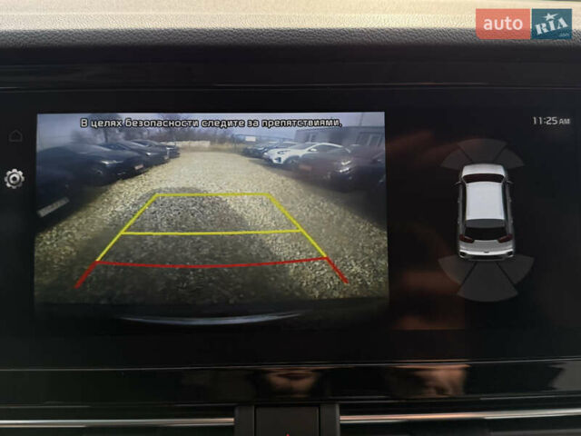 Серый Киа Niro, объемом двигателя 0 л и пробегом 82 тыс. км за 22900 $, фото 7 на Automoto.ua